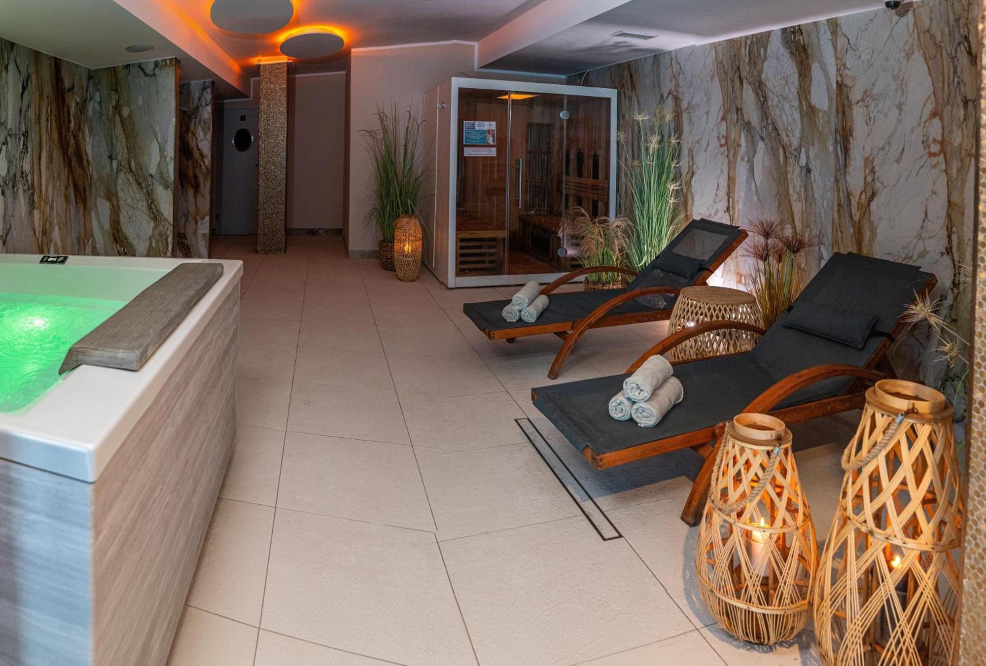 Hotel Szafir Jastrzębia Góra Dış mekan fotoğraf
